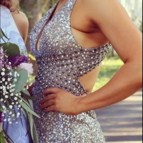 Sherri Hill Prom Dress - Picture 2 of 3